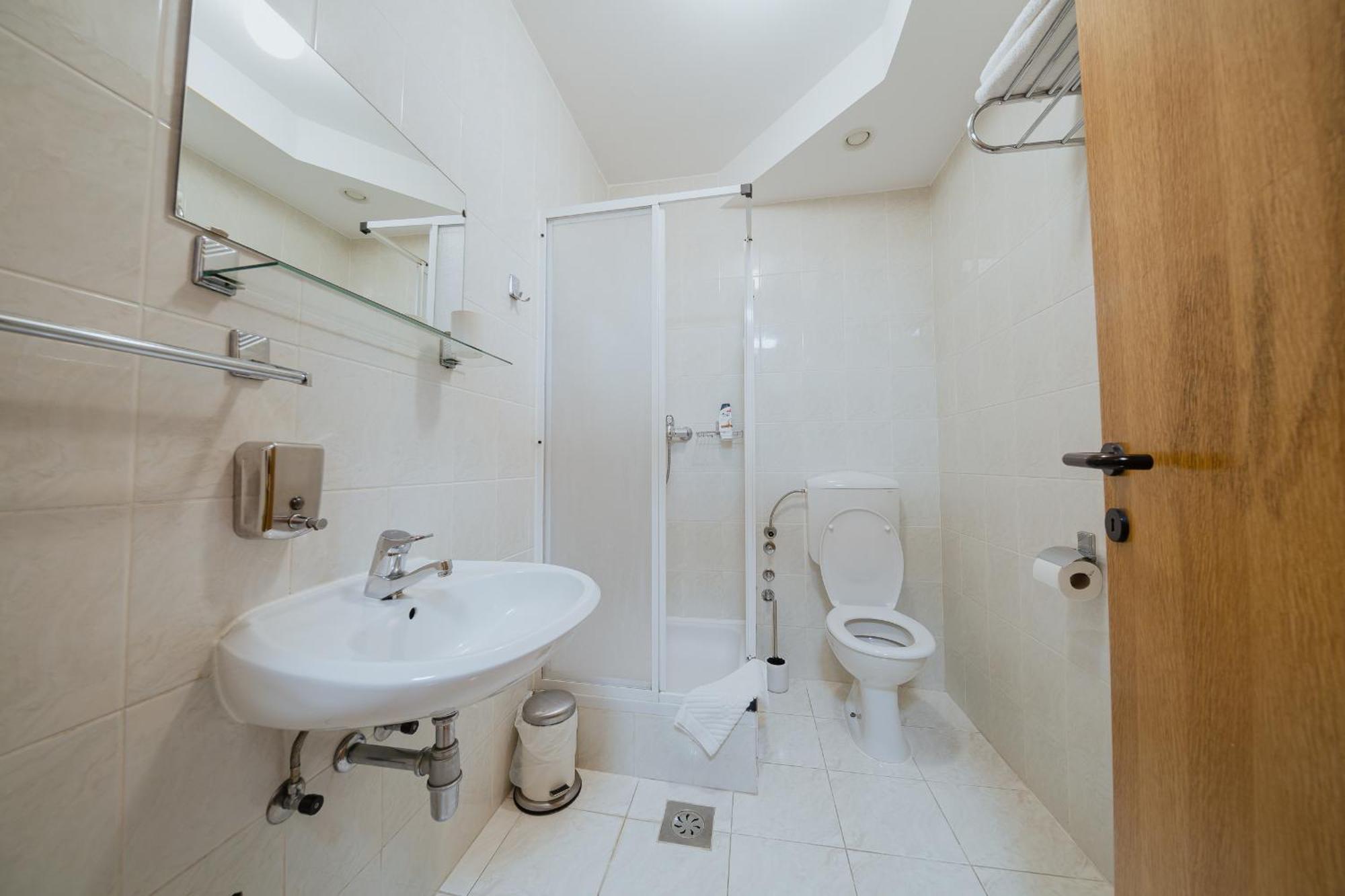 Hotel Maj Inn Moravske Toplice Luaran gambar